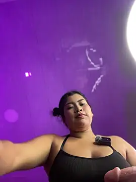 LunaaRosse webcam