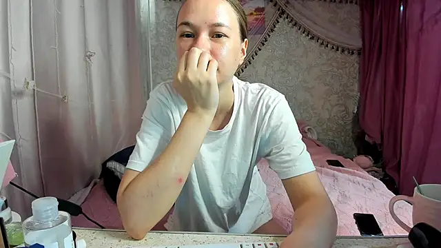 leila_bambi_ webcam