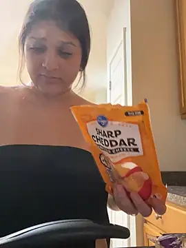 treasurebabii Live Web Cam Show