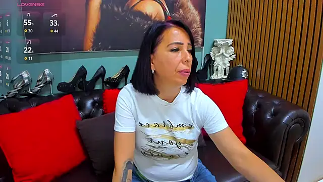 LauraSiin webcam