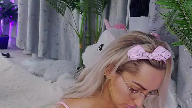 IsabelleEthan webcam