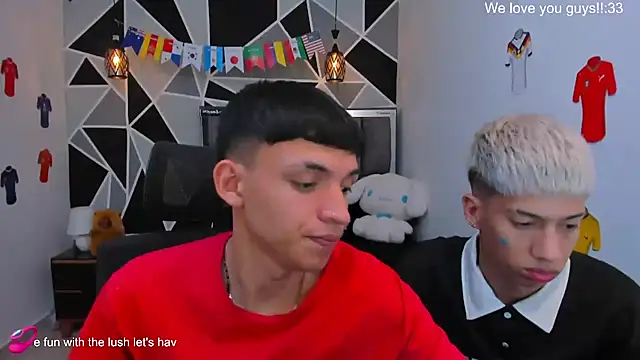 Juan_Nd_Steven live cam on StripChat