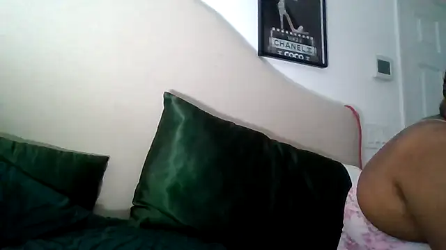 Caramelcreamer webcam
