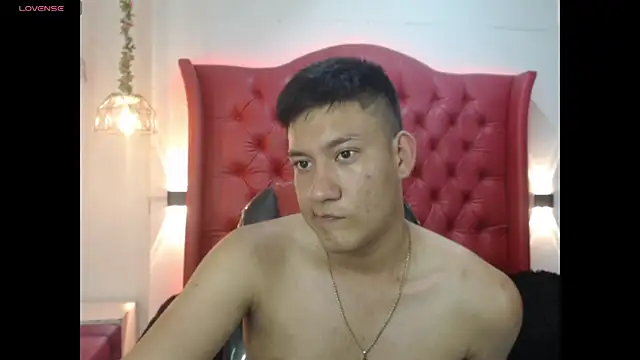 DominantBoy4 webcam