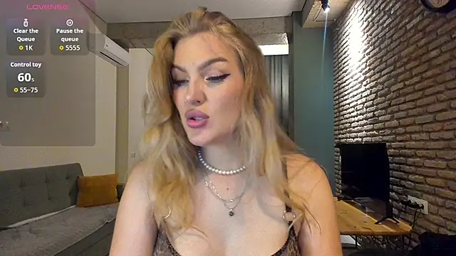 fifteenpoem webcam