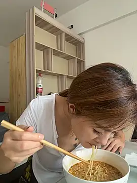 okgirl_23 webcam