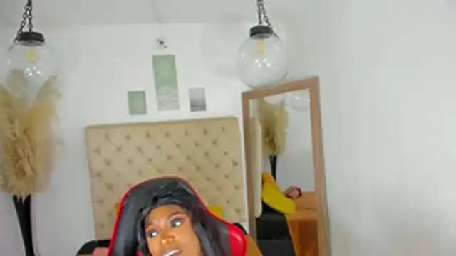helena_copper_ webcam