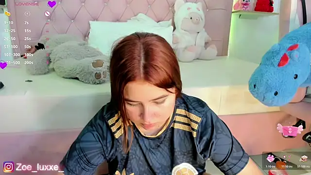 Zoe_Luxxe_ webcam