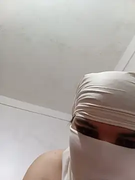 Ahlam2028 webcam