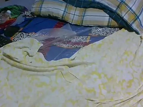 Applecute254 webcam