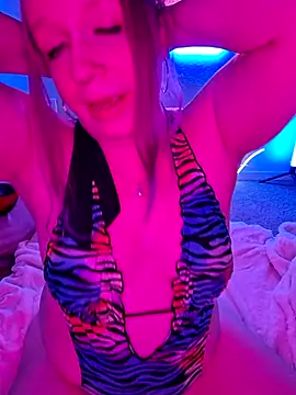 XxMs_StarzxX webcam