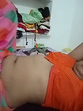 Menka_cut34 webcam