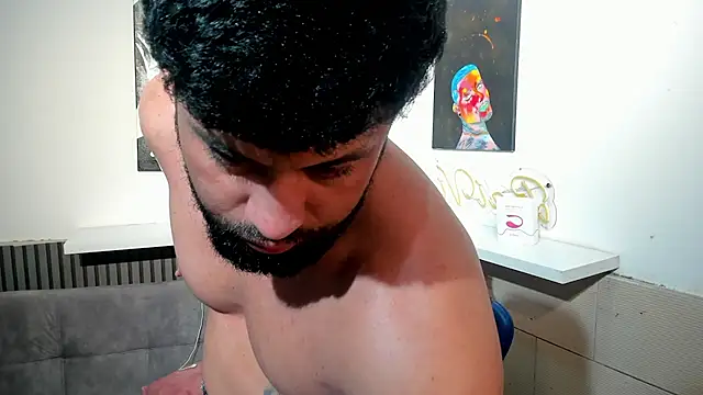 RikyAaron webcam