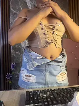 nicol_jone1 webcam