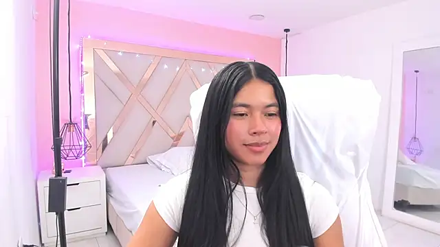 samantaa_shy webcam