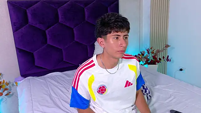 AndyJustgame_ webcam