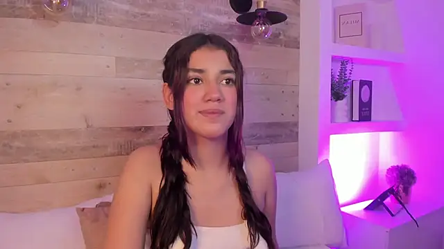 cristin_collins webcam
