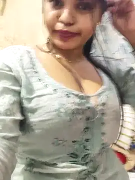 Sania-Love Live Web Cam Show