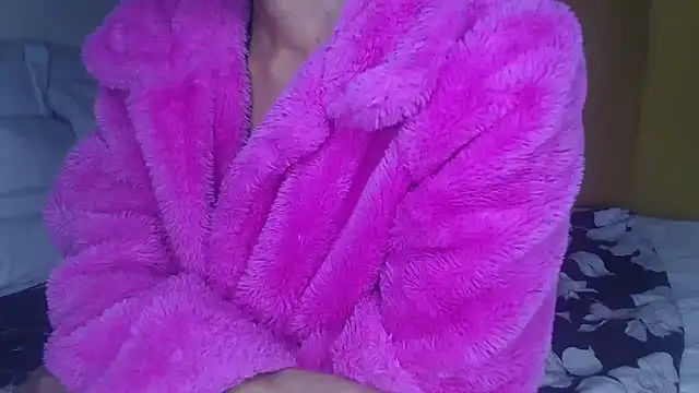 Bella_2025 webcam
