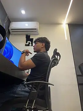 alekzamo Live Web Cam Show