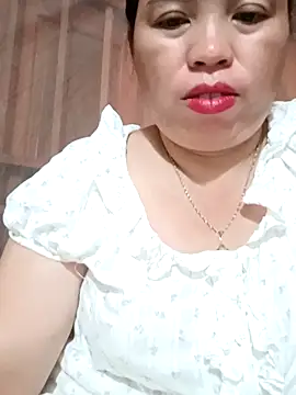 -Yeyi- live cam on StripChat