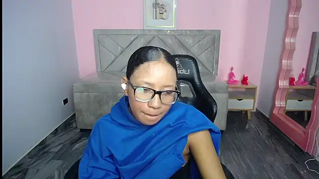 LauraKail_ch webcam