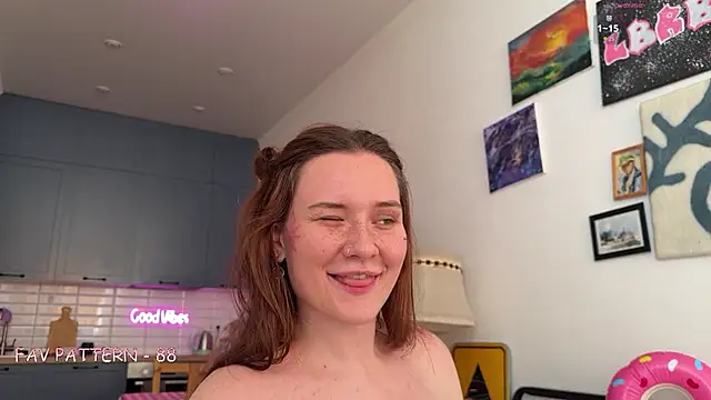 Red_OnTop webcam