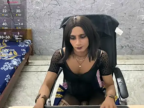 LuvLayla Live Web Cam Show