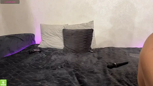 Love-me-miss webcam