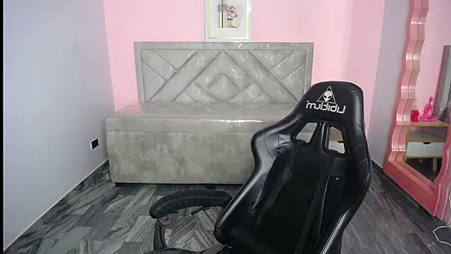 LauraKail_ch webcam