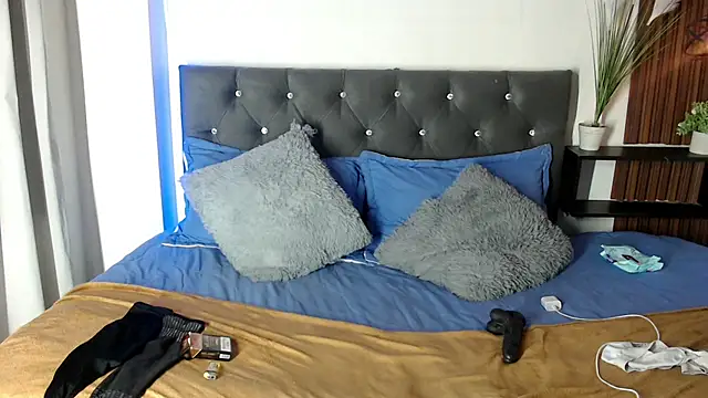 emma_cut3_ webcam