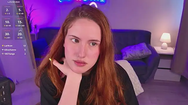ChloeAster webcam