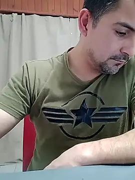 Bradd_32 Live Web Cam Show