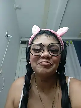 luxuryluna webcam