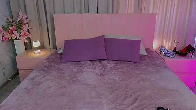 Ariana_Petite webcam