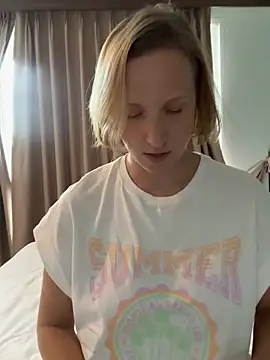 UmaTruewoman webcam