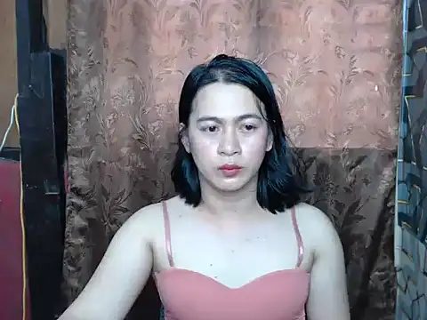 ur_asianpretty webcam