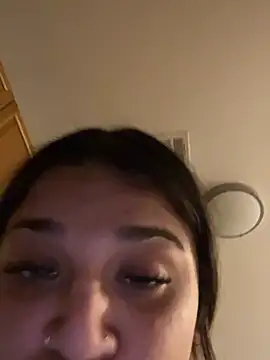 treasurebabii webcam
