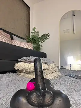 Isa__Blanc webcam