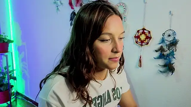 Zoe--khalL webcam