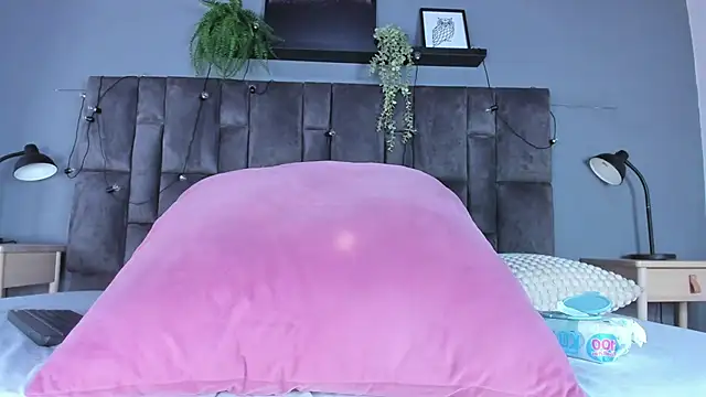 DulceAurora__ webcam