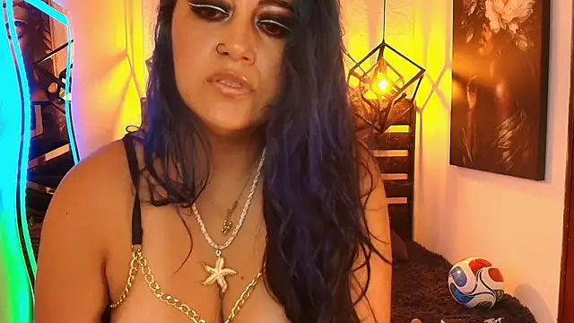 scarleth_blue webcam