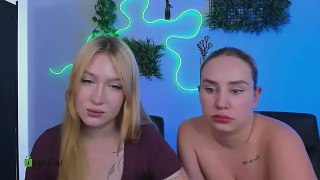 playful_sophie webcam