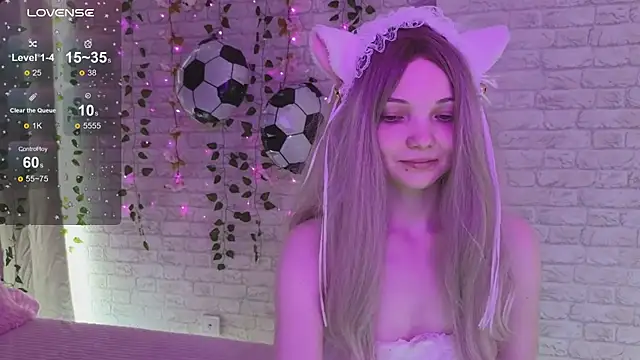 AnimeAlica18 webcam