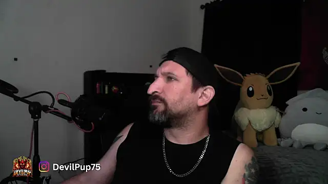 DevilPup75_ webcam