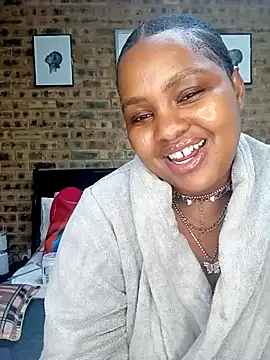 SativaHotxx101 webcam