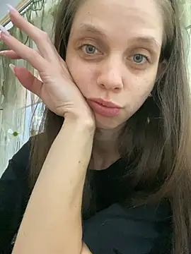 Korolevaaa11 webcam