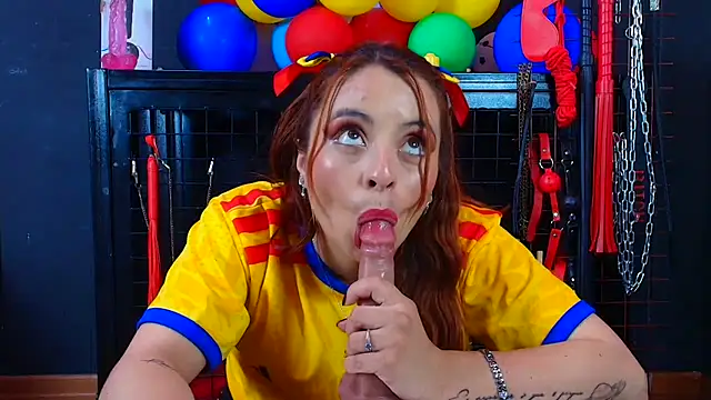 Meghan_storm live cam on StripChat