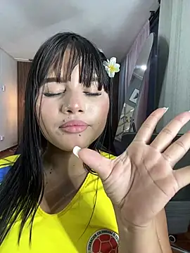 Mulan_rousse Live Web Cam Show