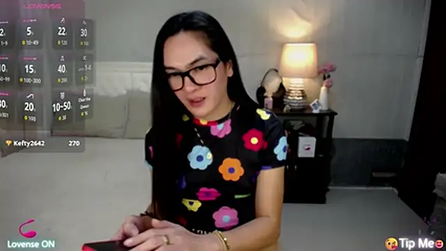 AsianSweetHeartxX webcam